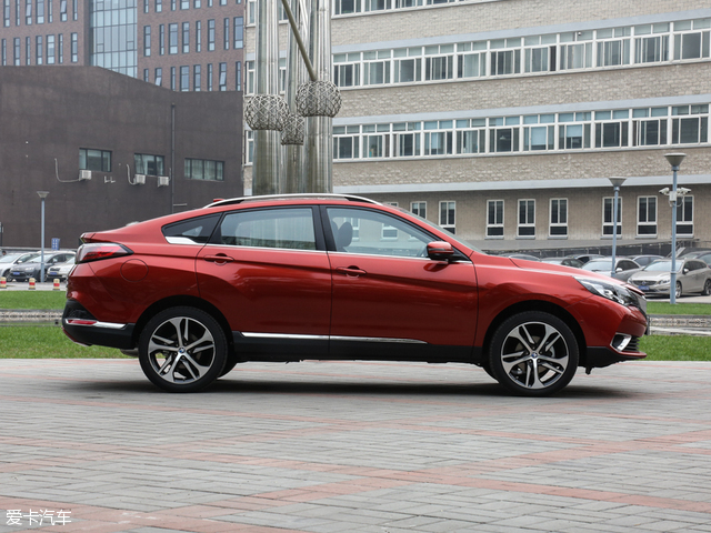 星光熠熠2016年那些被明星加持的新车