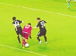 足球最搞笑庆祝动作gif,最搞笑的足球gif