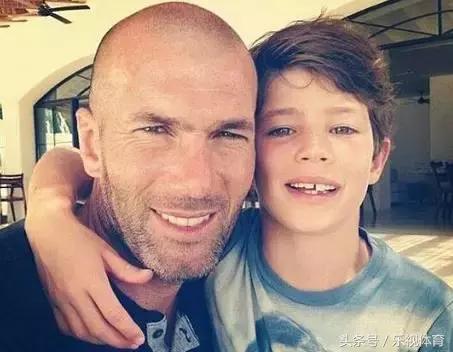 曾经的足坛巨星,足坛各球星的儿子