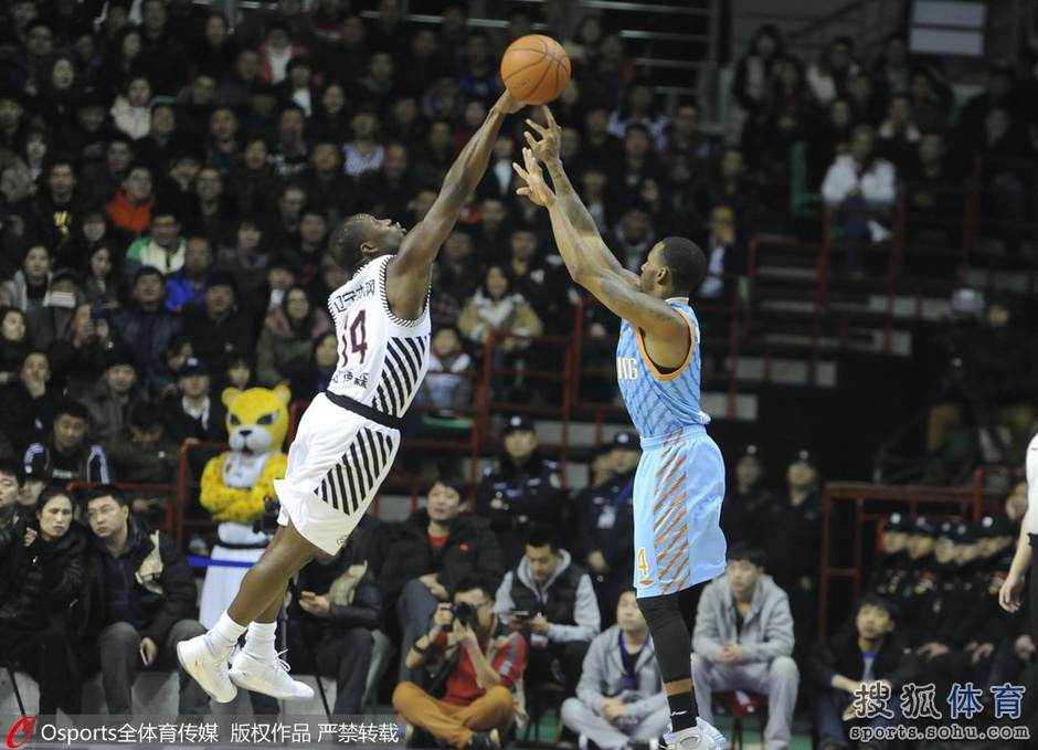 cba辽宁男篮胜青岛赛后发布会,cba赛程郭士强