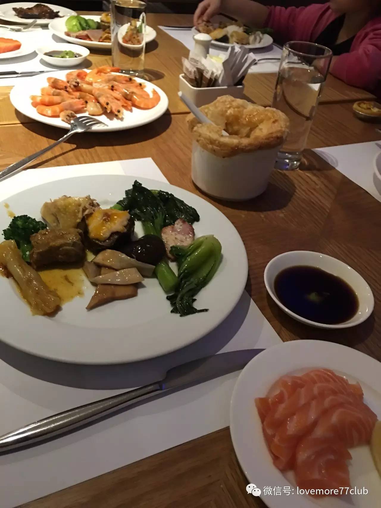 去香港住哪里比较方便吃的比较多,去香港住在哪个地区性价比高