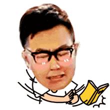 一家长过年前带着孩子出了趟门，结果熊孩子说什么也不肯回家了！