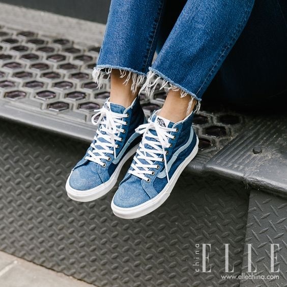 显脚瘦小的运动鞋,最显腿长腿细的高帮鞋