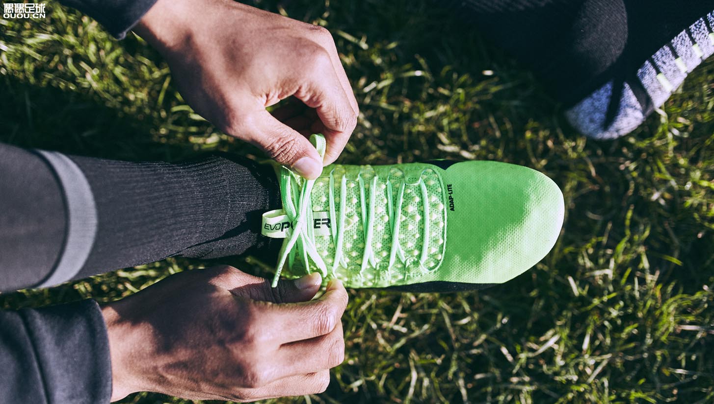 彪马足球鞋evopower1.4,pumaone20.1足球鞋测评
