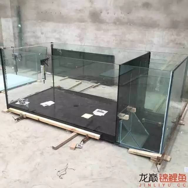 地缸里面漂浮的粉末怎么解决,粘的地缸怎么干得快