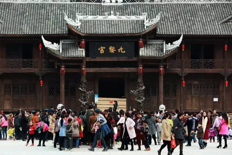 重庆元宵节有什么玩的 (元宵节重庆有哪里可以玩的么)