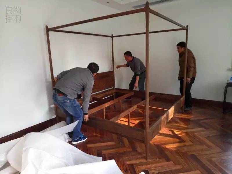 青岛实木定制床,珠海定制简约实木床