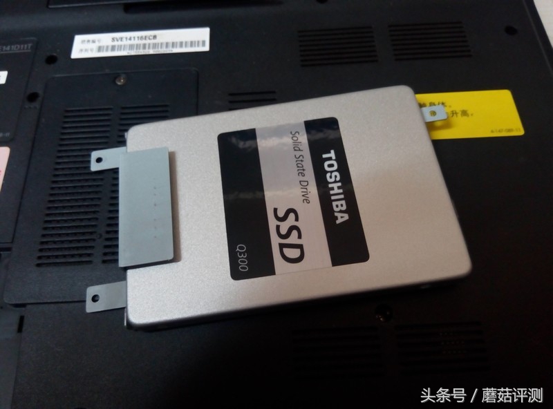 索尼sve141可以升级固态硬盘吗,索尼sve1512shc更换固态硬盘