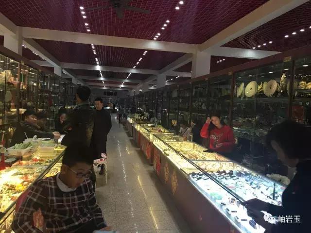 玉源头岫岩,天然的岫岩