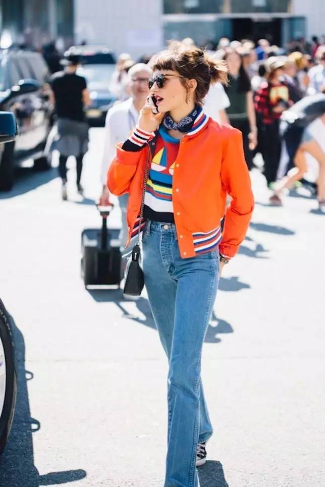 张靓颖瘦成大头,张靓颖造型显胖