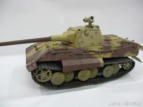 虎式坦克vs鼠式p1000坦克,德国鼠式坦克到底有多大