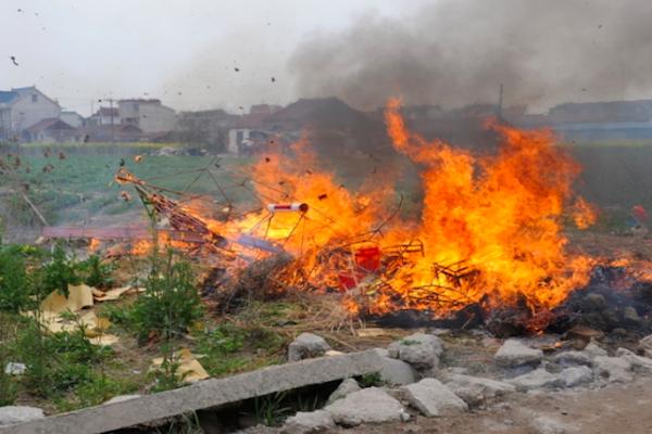 农村宴席的风俗和讲究,农村丧葬有哪些习俗