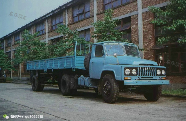 这些老车你还记得吗,这些车看起来很新但很旧