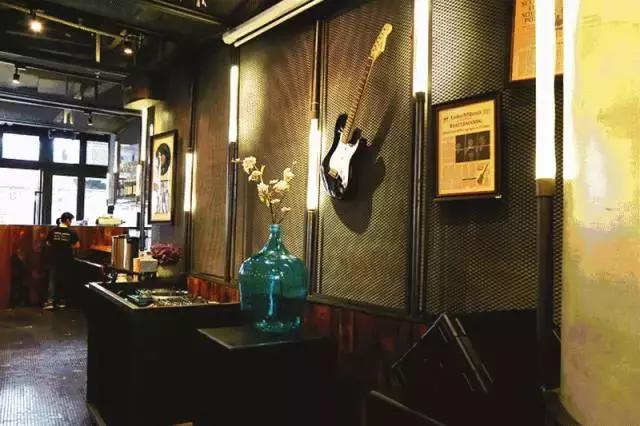 饕餮地铁线｜上海地铁2号线美食地图大曝光！老司机快上车~