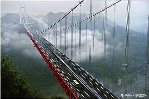全球十大最心惊胆战的桥,全球最危险的十条公路老司机害怕