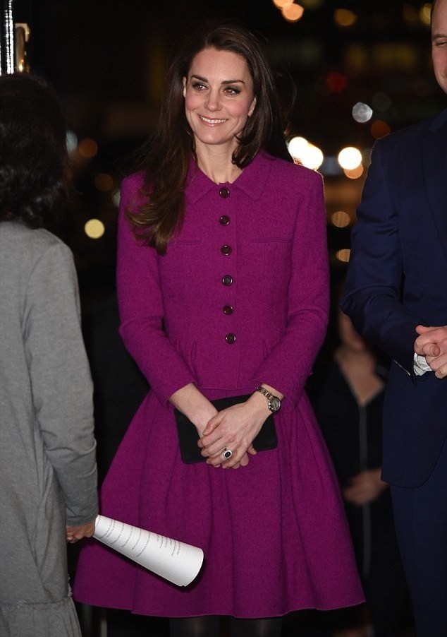 凯特王妃彩虹衣服,凯特王妃伦敦时装周