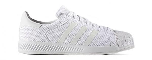 2017首双椰子！余文乐中了联名的毒又找VANS做了两双鞋