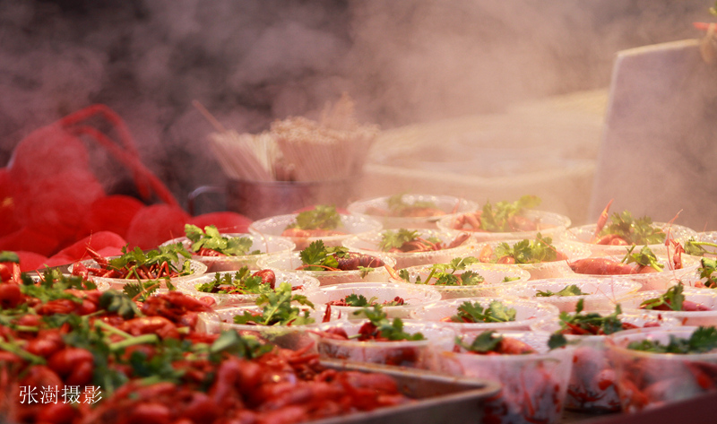 哈尔滨当吃货遇到中央大街街边三大必吃美食