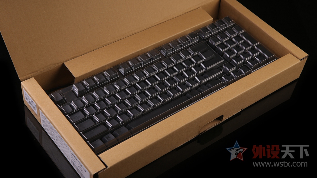 利奥博德键盘型号区别,利奥博德和燃风键盘对比