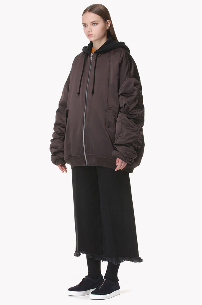 举重妖精金福珠李圣经12集穿搭,李圣经拍完举重妖精金福珠的感想