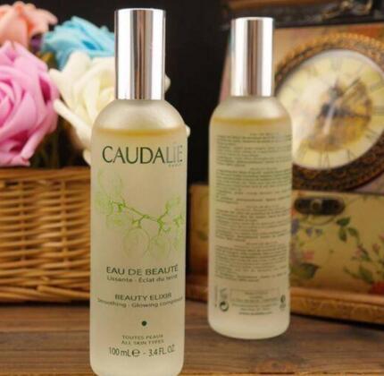 怎样在家自制健康美白祛皱的面膜,自制保湿面膜蜂蜜和什么搭配最好