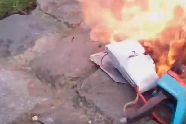 苹果飞碟新总部即将投入使用，iPhone式冲水马桶设计亮了