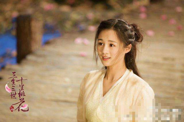 三生三世十里桃花背景设定,三生三世十里桃花唯美绿色背景