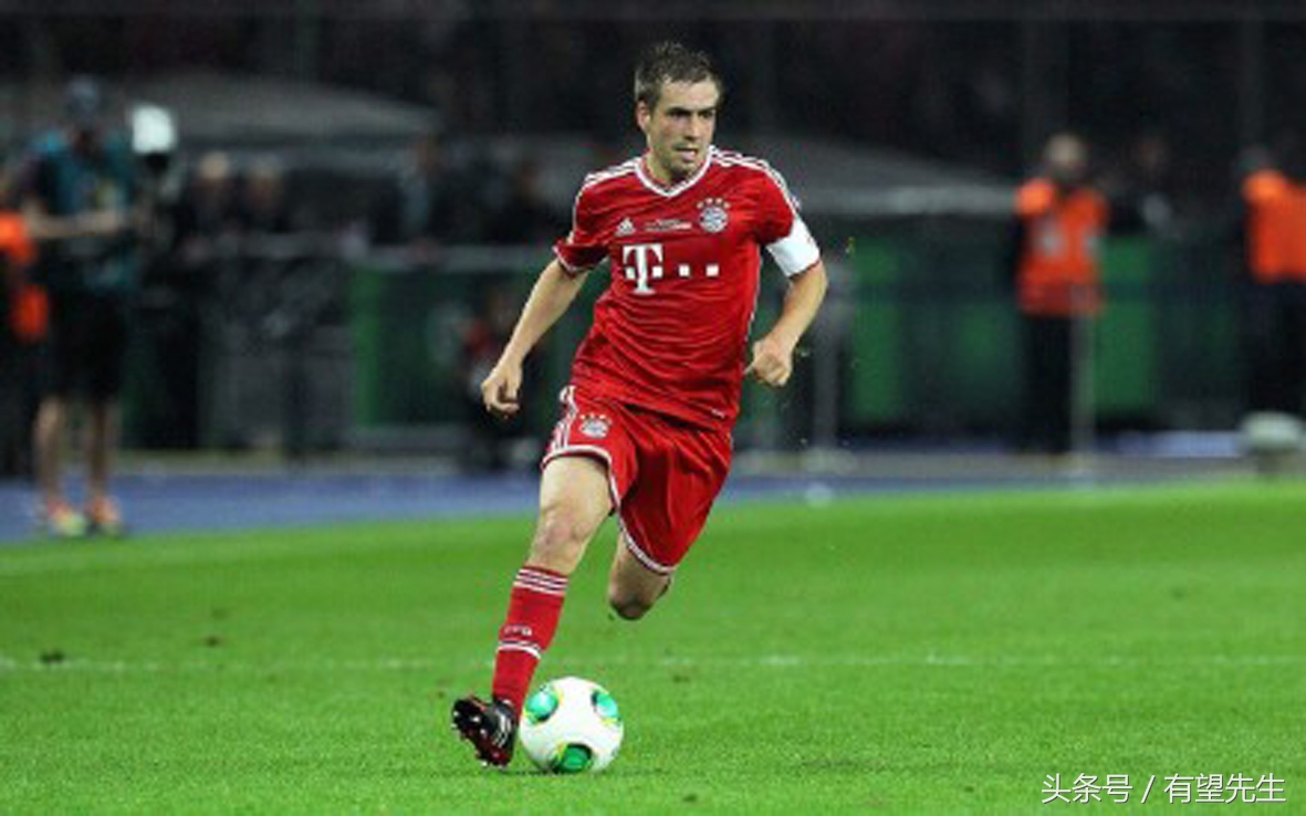 两大“球星”同年同月同日生，又一起宣布退役，厉害了word哥