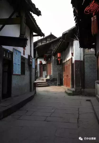 巴中，又排全国第一，还要别的城市活不？