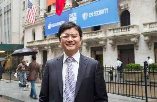 三流大学毕业逆袭成上市CEO，难怪他3个月能减40斤！