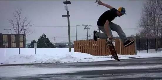 滑板必会的十个动作,滑板新手课堂