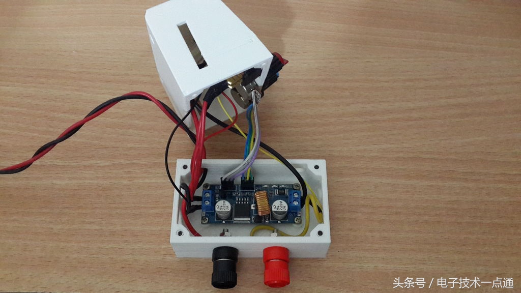 自制一个简单直流电源,自己动手制作一个简易电源