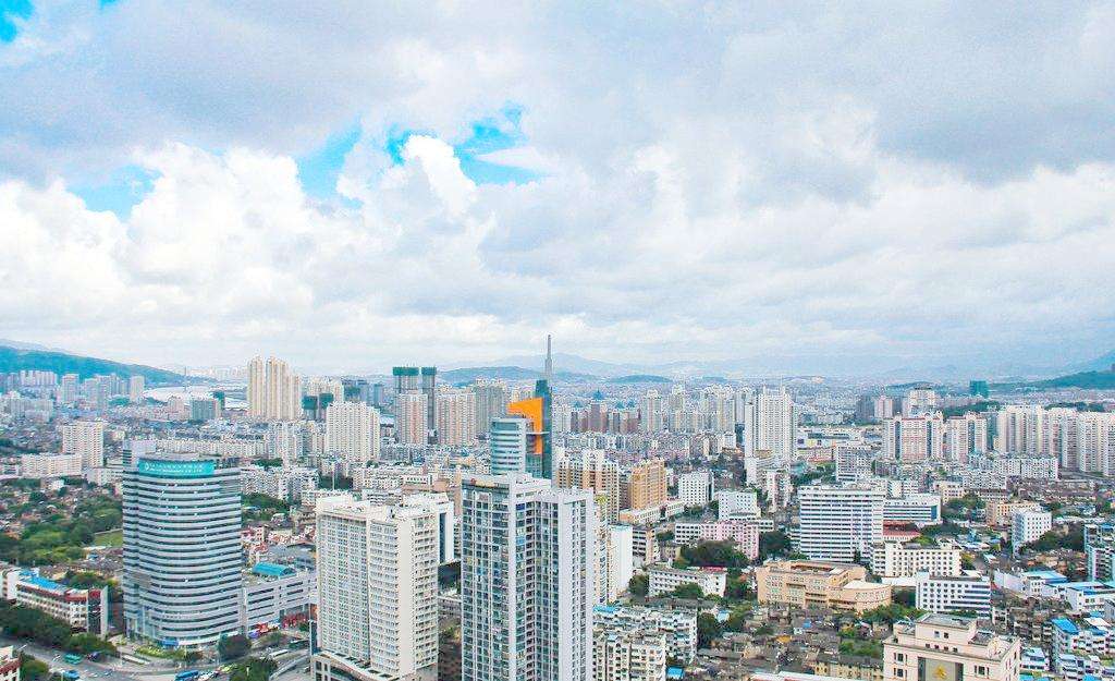 新型粉煤灰制砖机,粉煤灰制砖机新政策