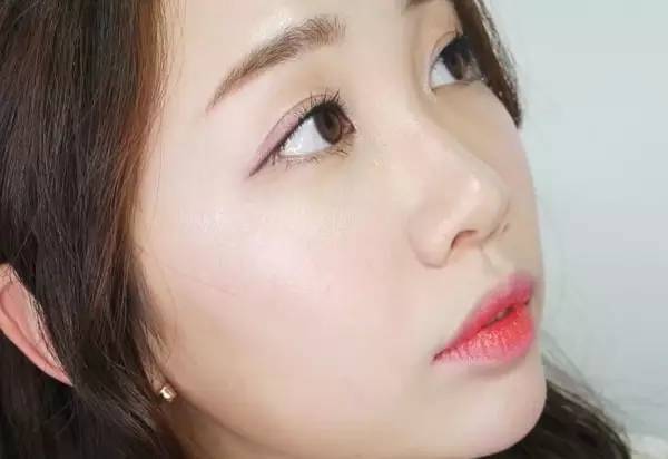 圆脸怎样化妆好看视频,圆脸单眼皮裸妆教程日常化妆