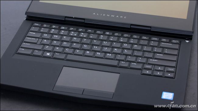 戴尔alienware13游戏本,戴尔外星人alienware13r3