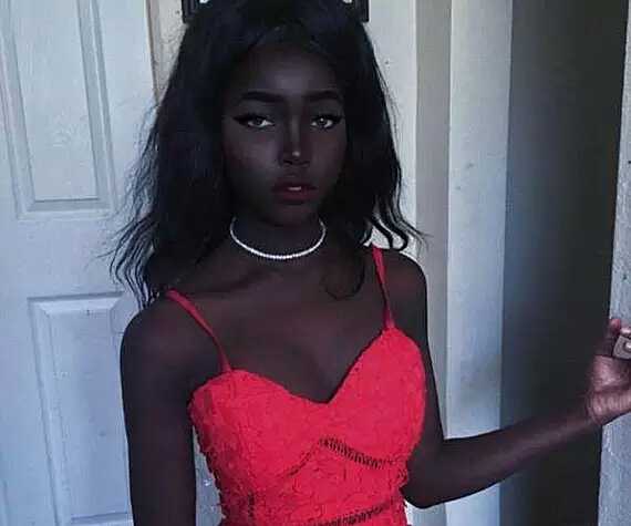 新一代黑色*女素**神诞生,没有最黑只有更黑