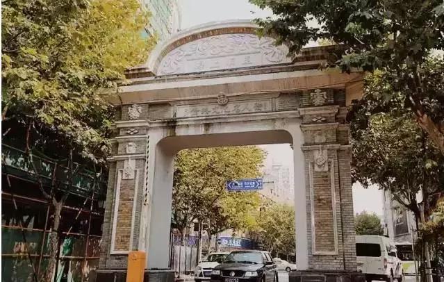 上海各条地铁线沿途景点大全,上海最惊艳的地铁路线