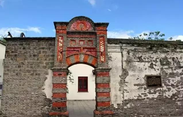 上海各条地铁线沿途景点大全,上海最惊艳的地铁路线