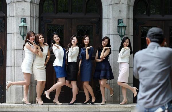 大学毕业生起薪6000太低?梨花女子大学毕业延期