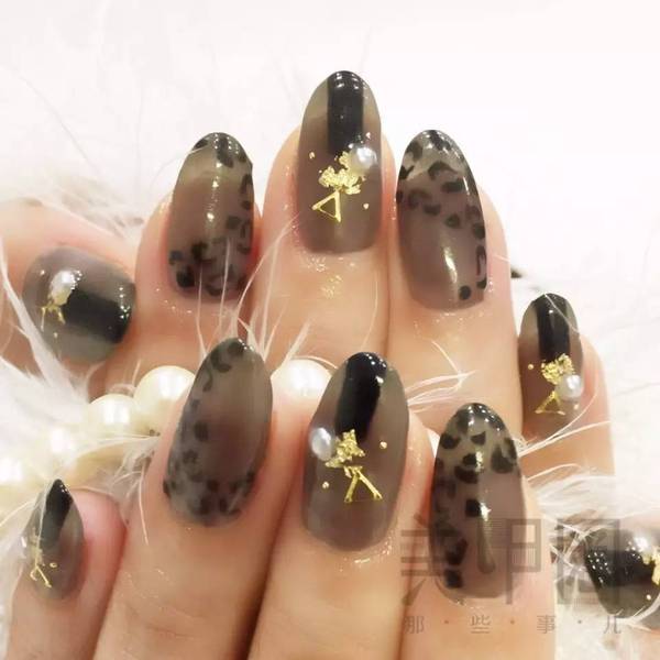 这个情人节，不做男朋友的乖乖女，只做自己的酷girl！