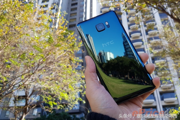 htcuultra换电池,htcuultra深度评测