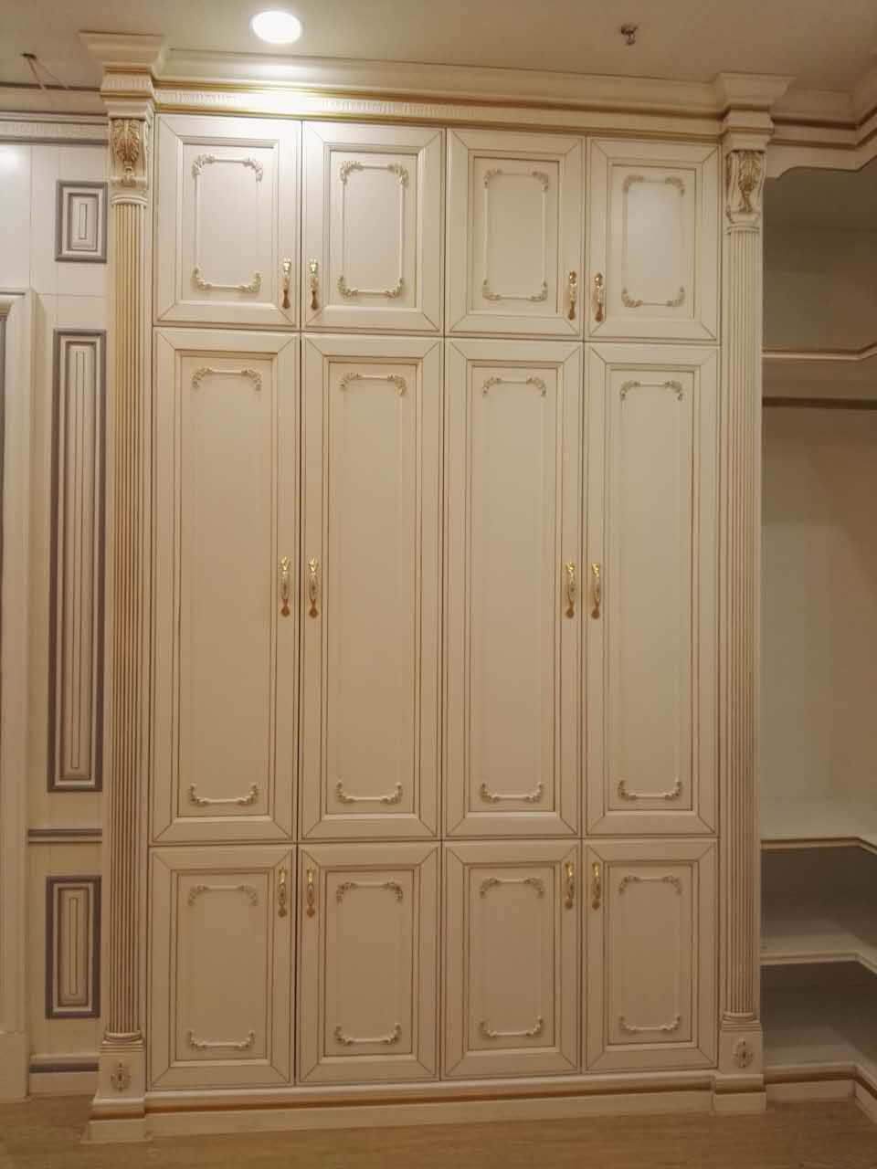 衣柜实图施工,衣柜工人安装视频