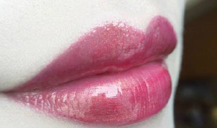 最好用的大牌彩妆平替,彩妆平替黑金气垫