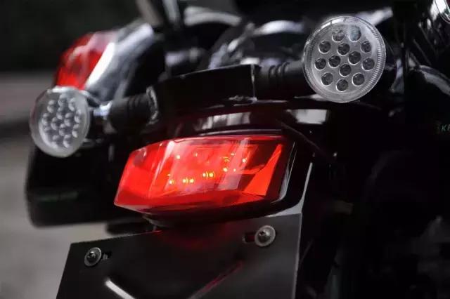 国产巡航摩托车600cc,国产美式v缸太子力帆v16