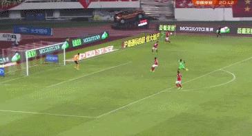 恒大两功勋球员,恒大足球第一功臣