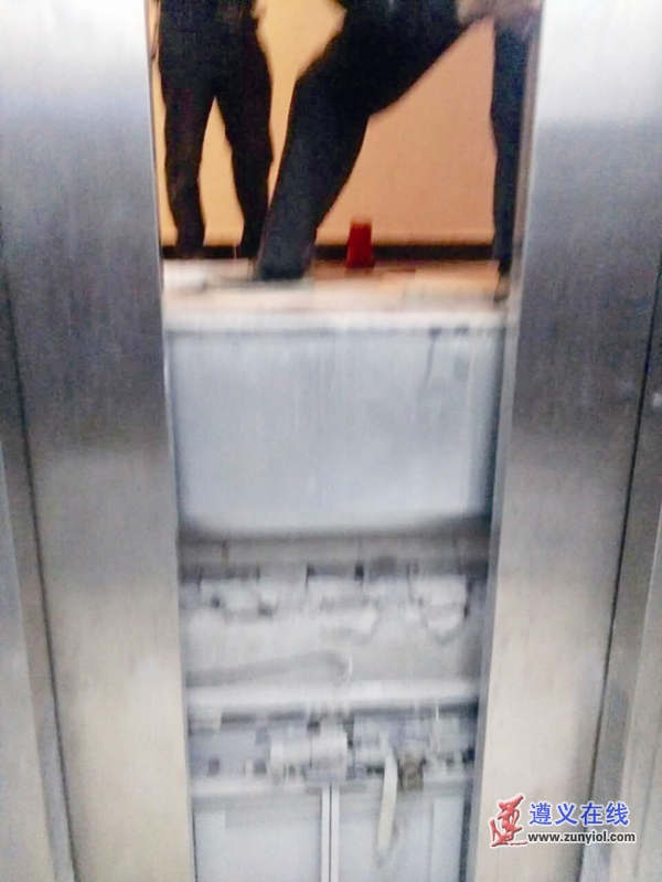 物业电梯惊魂,小区物业电梯惊魂