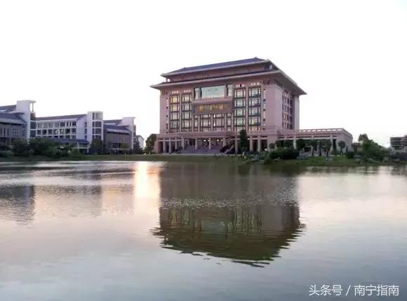 南宁学院排名多少位,南宁学院为什么能排民办第一