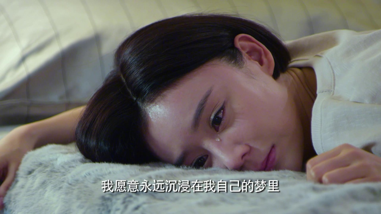 《云巅之上》已向你发送娱乐圈生存宝典，收好不谢！