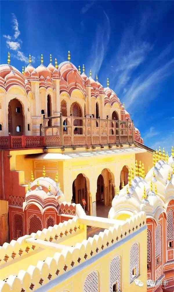 这个免签邻国最近因为一部电影又火了,简直美到逆天!