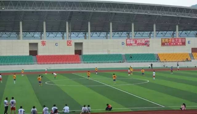 迎新春乒乓球友谊赛,迎新春足球比赛